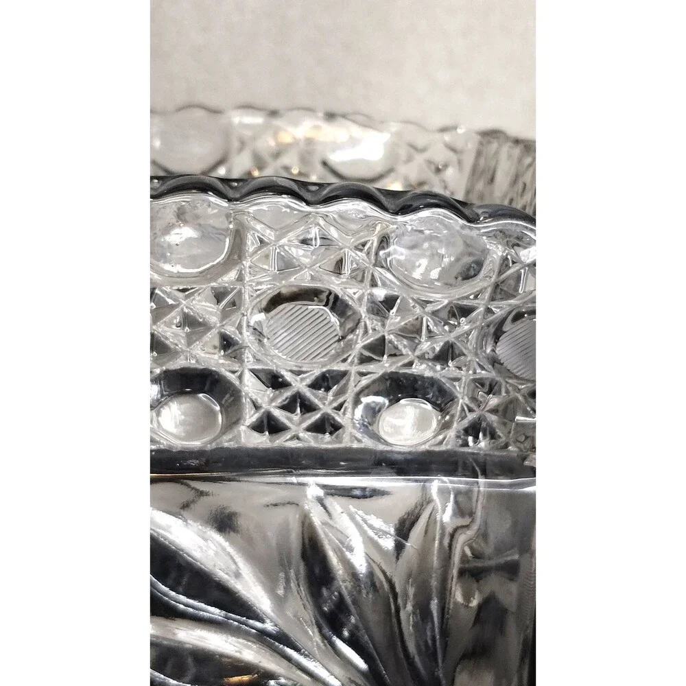 ABP Harvard  Daisy Design Glass Cyclinder Vase 15 Point Star Point Base 10